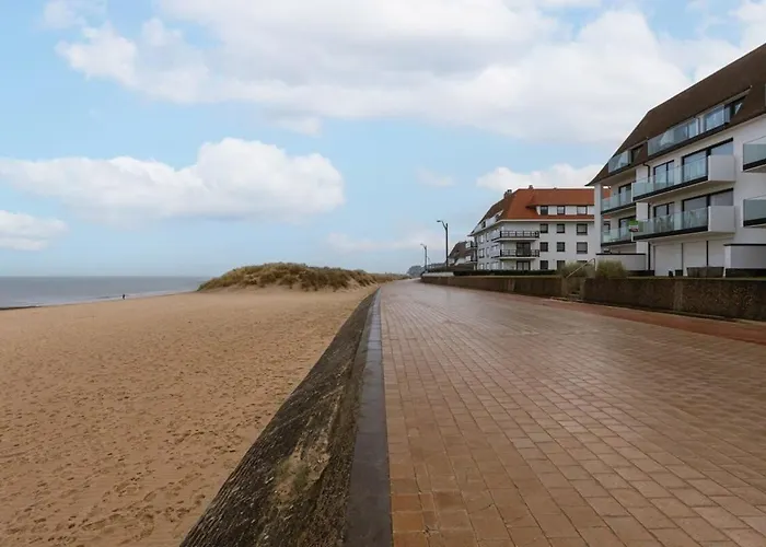 Huswell - Apartment With Garden At The Seaside In Knokke